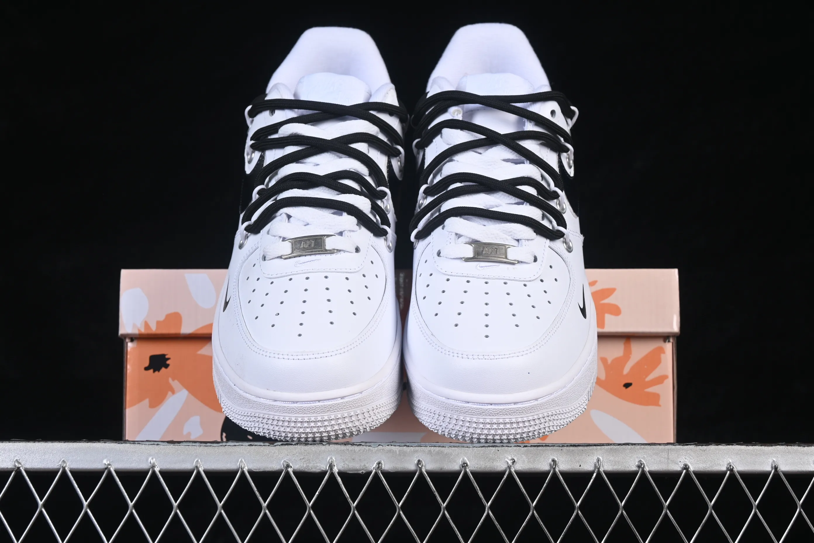 All Categories Nk Air Force 1 Air Force Series Nk Air Force 1 Low Air Force Low Nike Air Force 1'07 Low Red Label Lonely Air Force One Low Casual Shoes UP1668-595